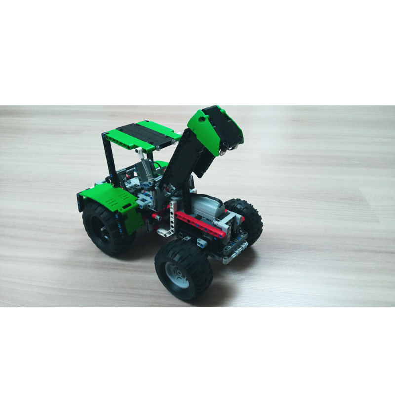 Urban Farming Usa - MOC-80667 Kentsel Çiftlik Tarımsal Orta Traktör